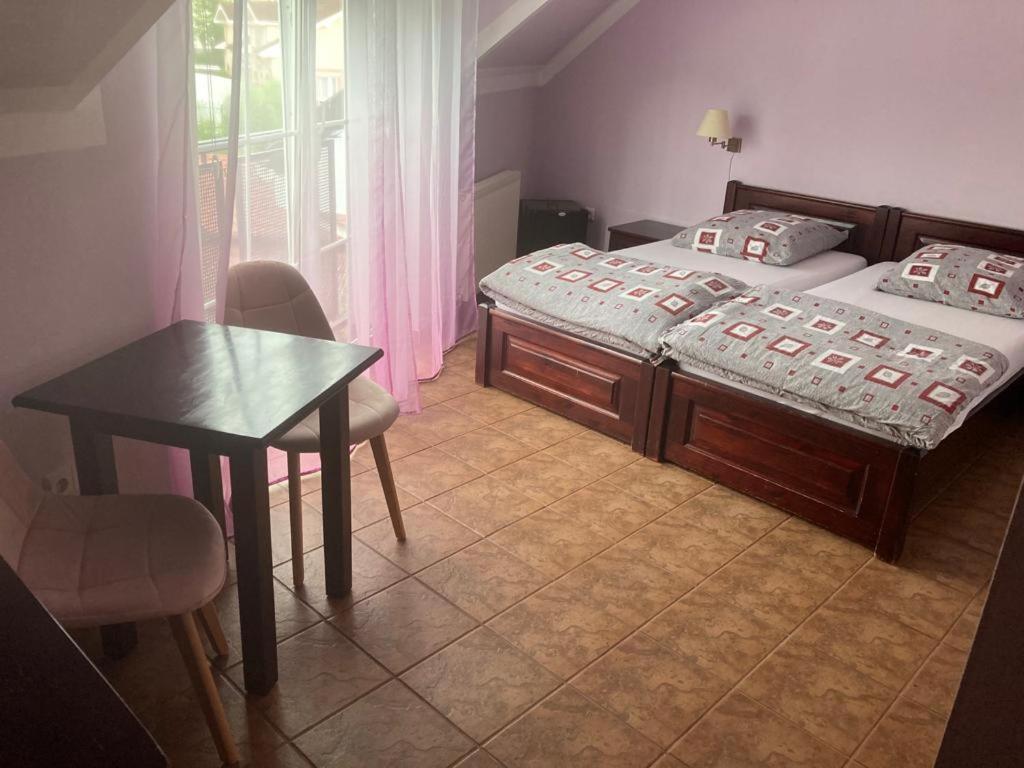 Pod Delfinem Rewal Apartman Kültér fotó