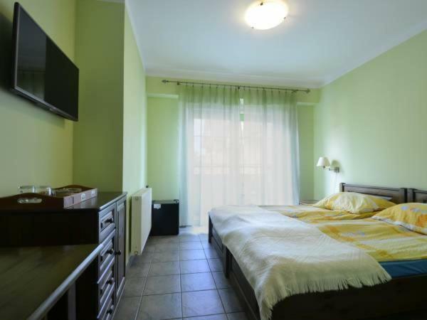 Pod Delfinem Rewal Apartman Kültér fotó